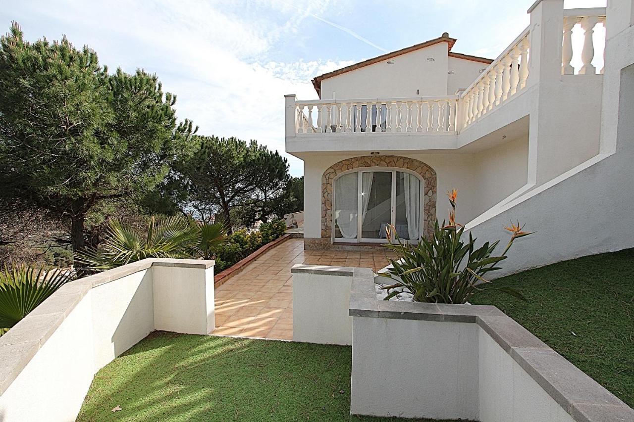Montecarlo Villa